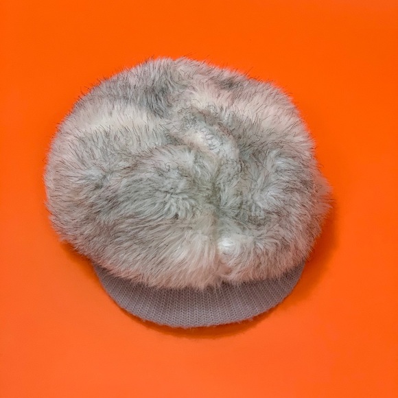 Vintage 70s Silver faux fur winter hat S/M